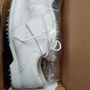New Vintage Women's Golf Shoes Sz 8